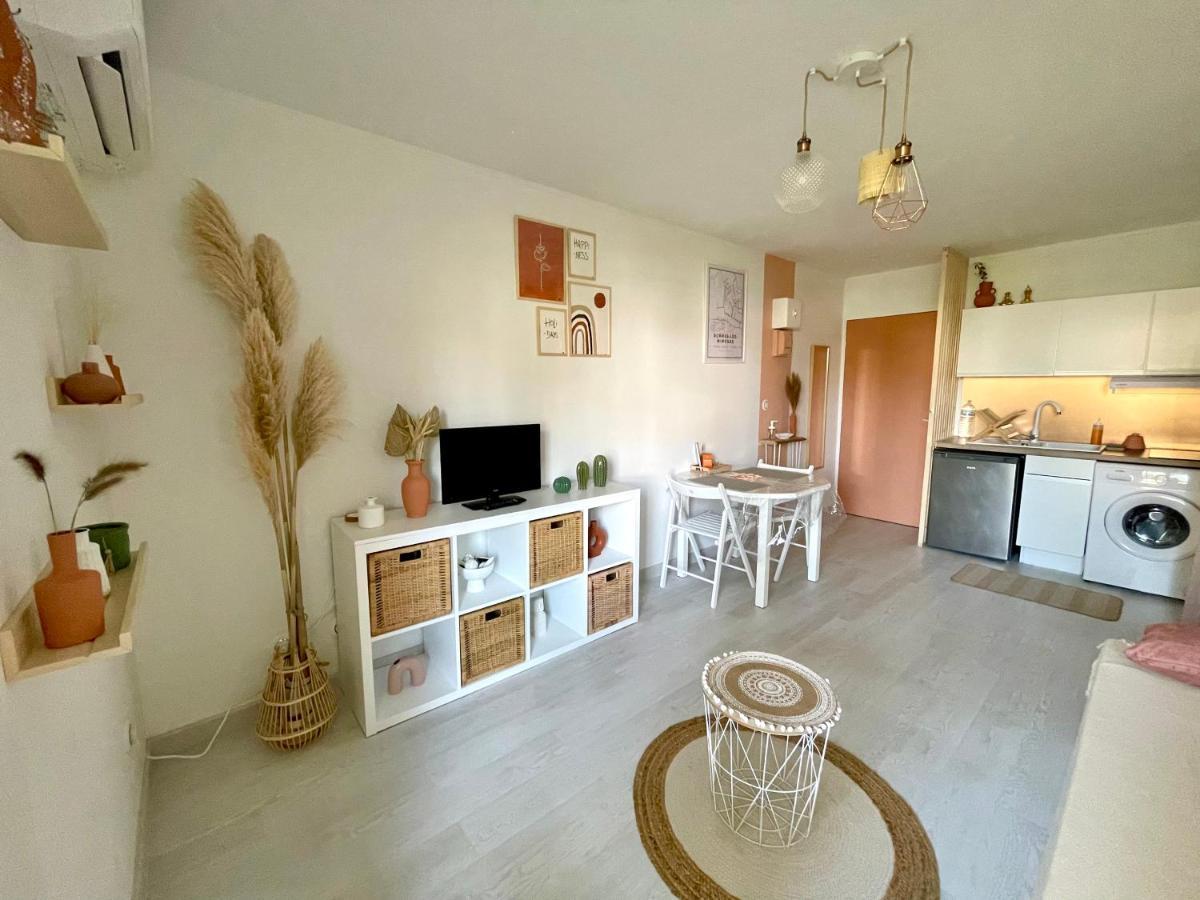Appart cosy 4 personnes, à 400m de la plage Bormes-les-Mimosas Extérieur photo